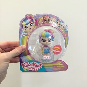NIP KINDI KIDS MINIS Rainbow Kate Bobble head